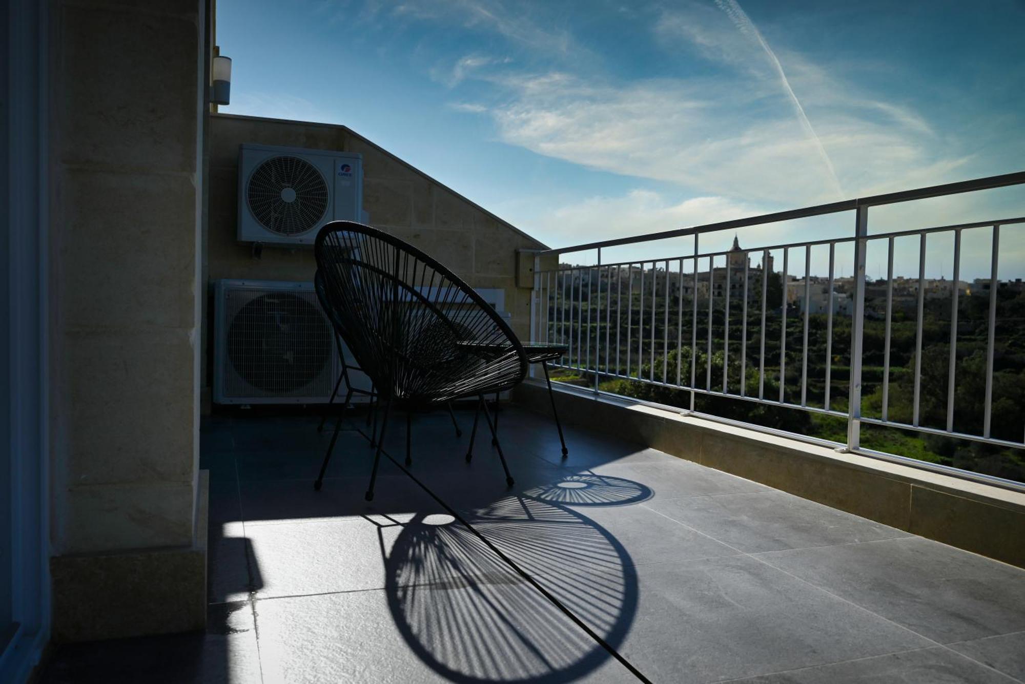 Cliff Edge Apartment In Xaghra Xagħra Exterior foto